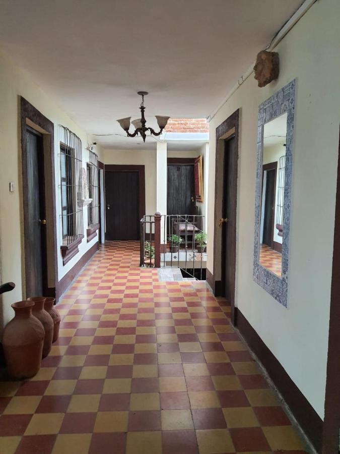 Hotel Acatenango Inn Antigua ภายนอก รูปภาพ
