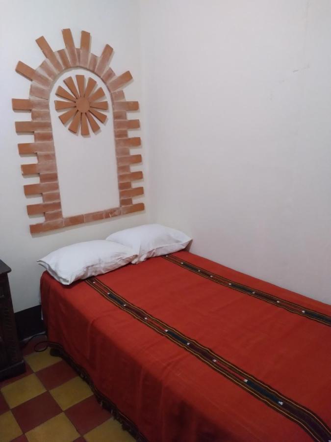 Hotel Acatenango Inn Antigua ภายนอก รูปภาพ