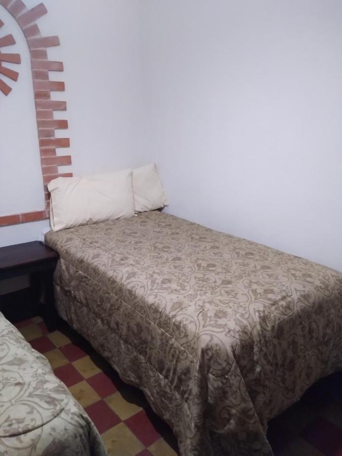 Hotel Acatenango Inn Antigua ภายนอก รูปภาพ