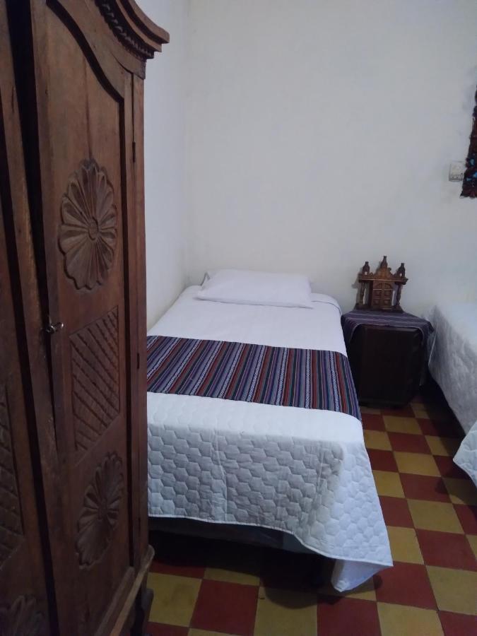Hotel Acatenango Inn Antigua ภายนอก รูปภาพ
