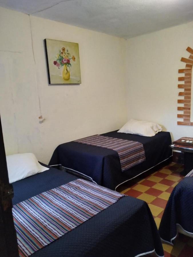 Hotel Acatenango Inn Antigua ภายนอก รูปภาพ